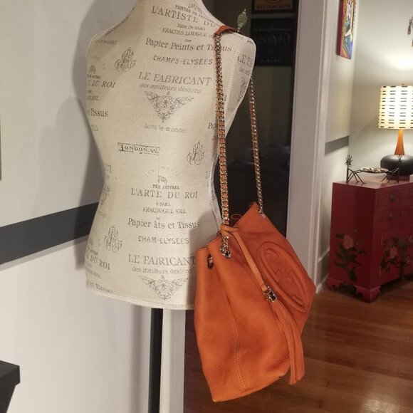 Gucci Soho Large Shoulder Bag in Rust Nubuck Leather - Picture 4 of 16